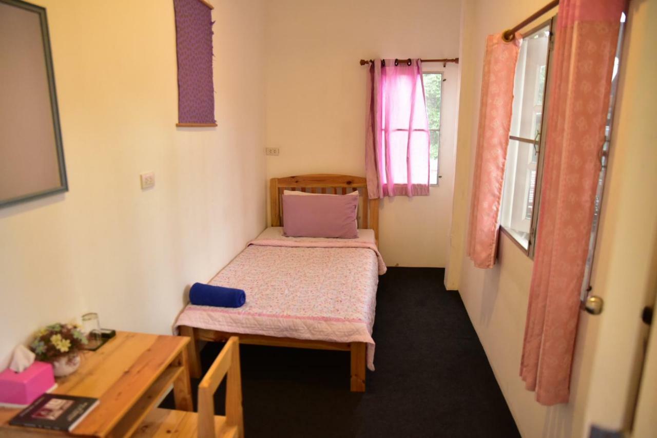 Paapu House Panzió Csiangmaj Kültér fotó